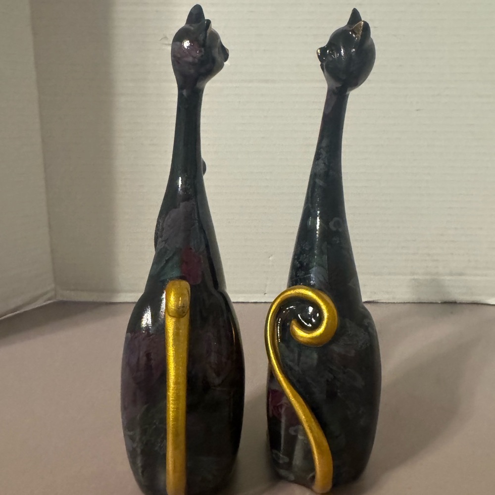 Modern Muse Cat Figurine Set of 2 - Picture 8 of 11